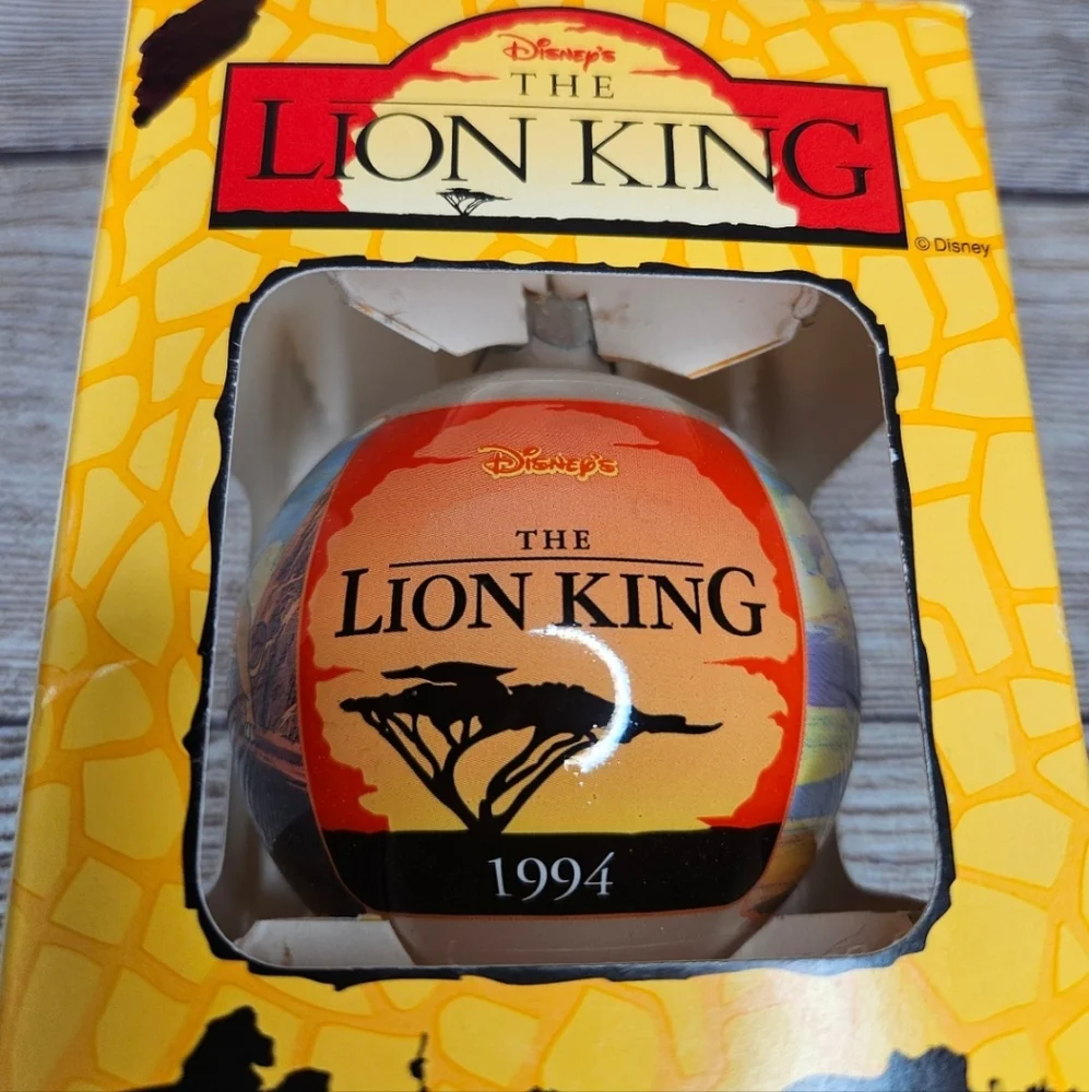 Vintage 1994 Disney The lion king christmas ball ornament